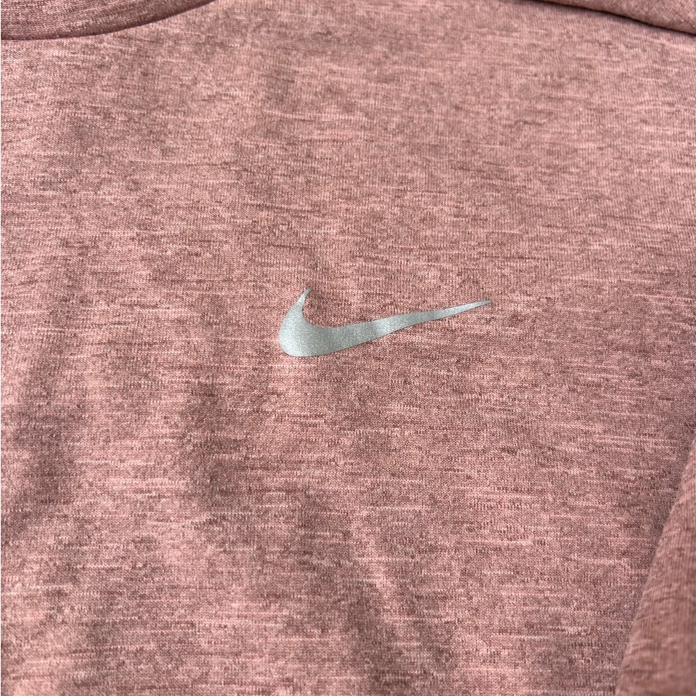 NIKE Dri- Fit Running Crewneck Sweatshirt With Hand Covers & Thumbholes - Picture 4 of 8